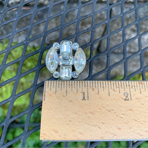 🤩3/$20 Vintage Chunky Rhinestone Hat TieTack Lapel Pin Brooch Baguette Geometric - Picture 3 of 8